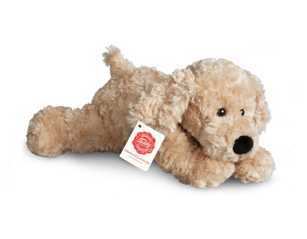 Perrito de peluche beige Hermann Teddy 20 cm, foto lifestyle y detalle de textura