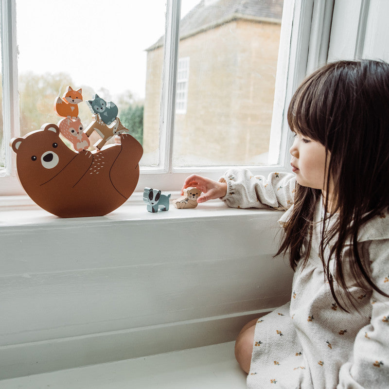 Empaque del juego de madera Oso y animales del bosque para apilar, caja reciclable