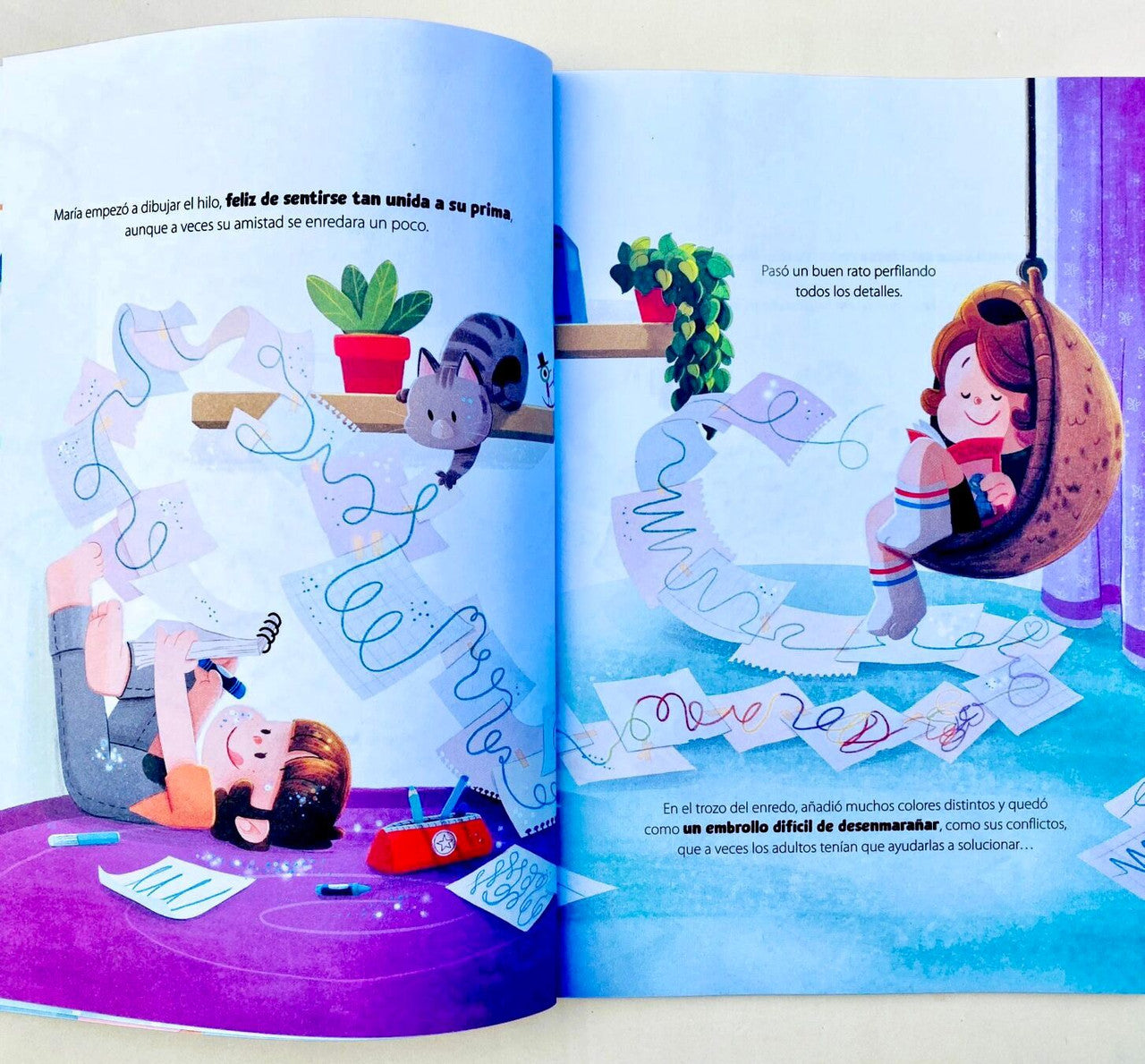 Portada del libro Los mil colores del hilo invisible, cuento infantil sobre vínculos y separación