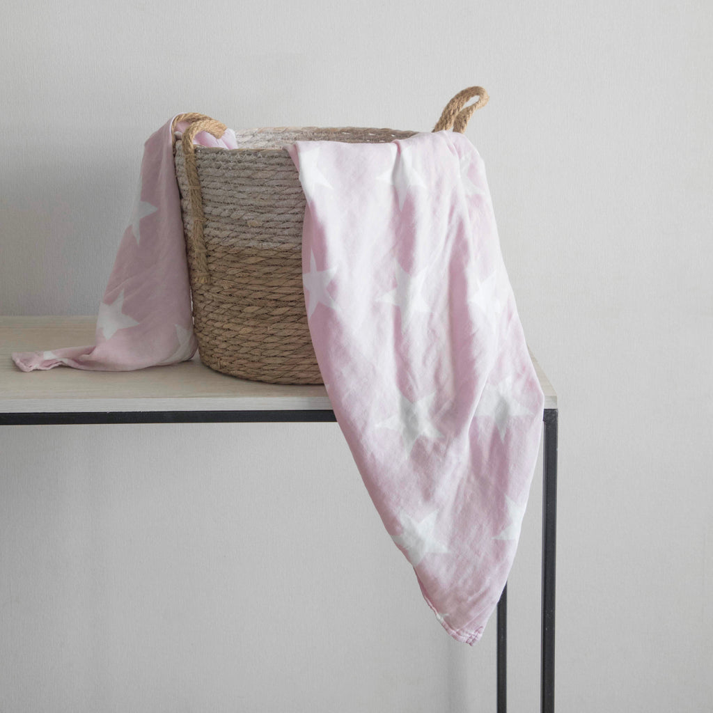 MANTA SWADDLE ROSA ESTRELLAS